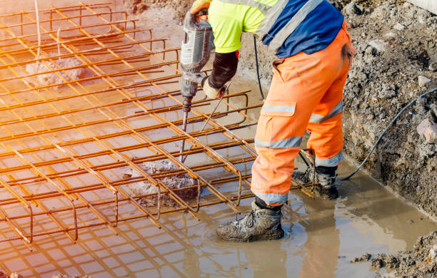 Best Concrete Walkway Installation  in Bowling Green, VA
